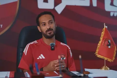 وليد سليمان: لانجلير معجب بالبنية التحتية للأهلي.. والمدرسة الهولندية لها نجاحات